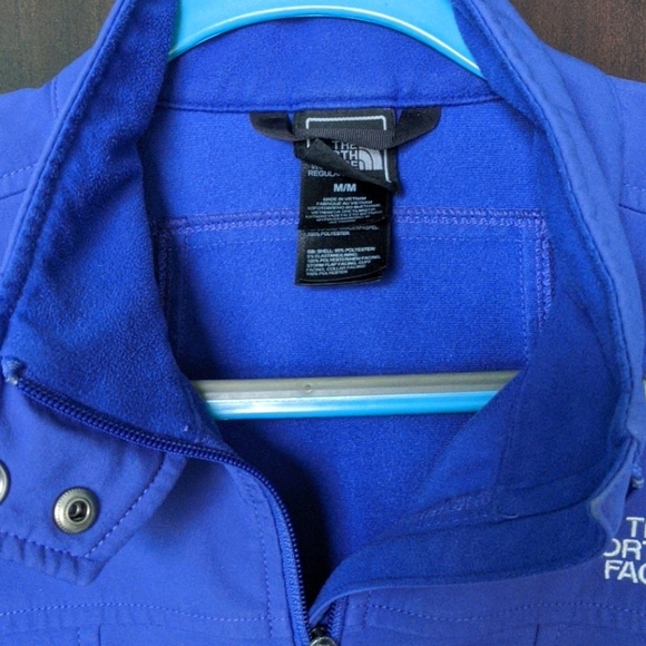 The North Face Purple Jacket - Picture 2 of 5